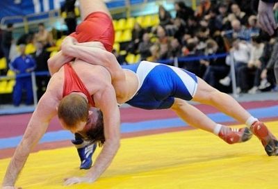 Борцы из Краснодарского края завоевали 11 медалей первенства Южного федерального округа