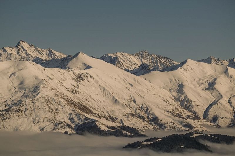 Эксперты предупредили о возможном повторном сходе лавин с горы Фишт