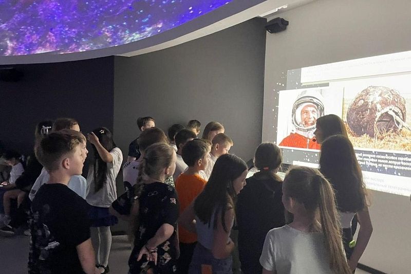 Выставки, лекции, интерактивные программы: в учреждениях культуры Краснодарского края проходят мероприятия ко Дню космонавтики