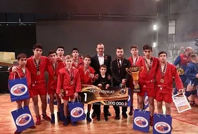  В Краснодаре провели второй юношеский турнир по самбо «Доблесть России»